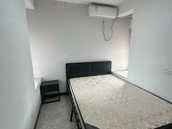 上海浦东川沙心圆西苑迪士尼附近,心圆西苑三房,可居家,可宿舍,好停车