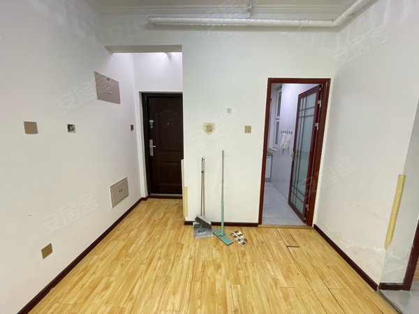 廊坊开发区东方大学城廊坊孔雀城大学里(商住楼)马路边两居室出租