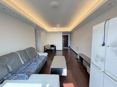 武汉汉南汉南城区协子河畔D小三房，两房配齐，落地窗采光优良，随时看房出租房源真实图片