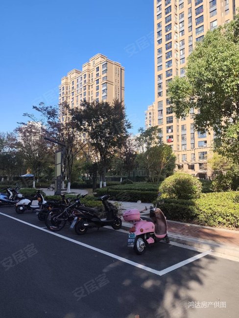 华府晶园 交通便捷 南北通透 双卫格局 有电梯 高楼层