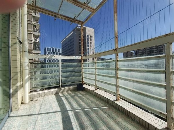 深圳宝安宝安中心区御景湾三房,可以长租,住家,可以用读出租房源真实