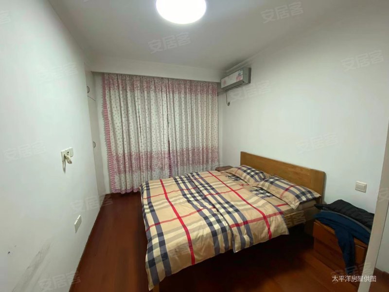 杨思 精装可拎包入住 双卫格局 高楼层视野好 小区绿化高,申江豪城