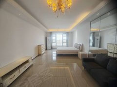 东莞莞城八达路莞城文化广场附近 恒大华府1房1厅 拎包入住 精装修停车方便出租房源真实图片