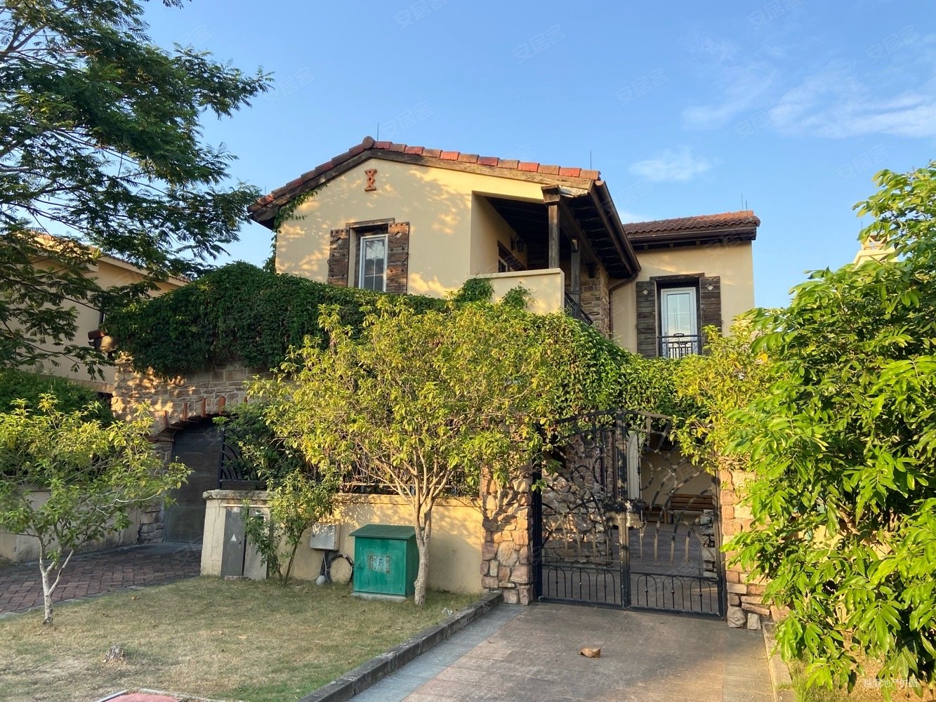 南沙滨海水晶湾(别墅)6室3厅6卫414㎡南北1900万