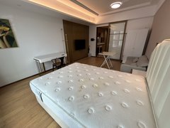 珠海横琴横琴口岸横琴三一单间,家私齐全,拎包入住,看房方便,可走路过关出租房源真实图片