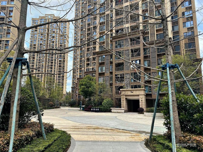 成都房产网>成都二手房>天府新区二手房>麓山二手房>雅居乐剑桥郡>800