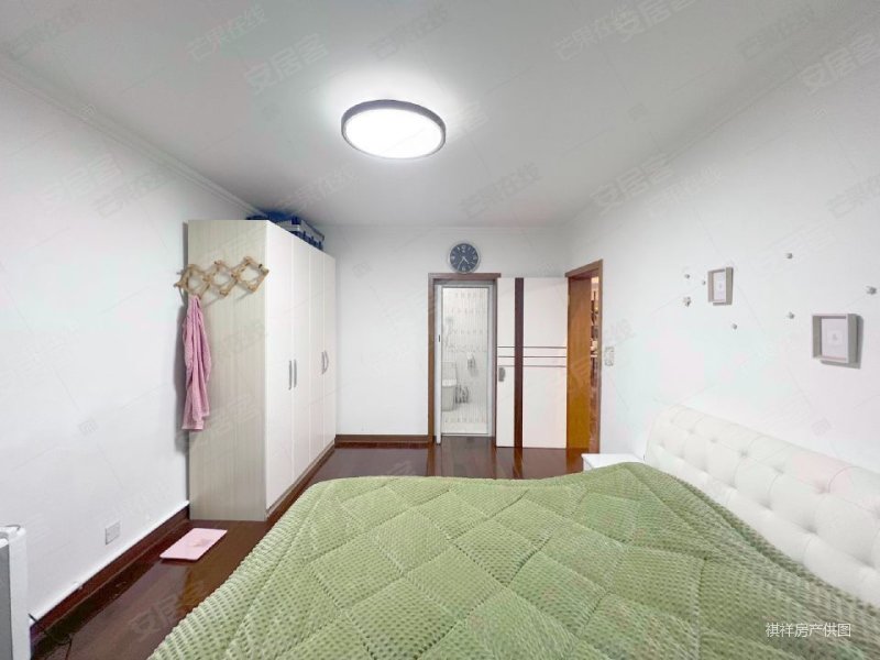 翔凤华园新上南北标户3室2卫可贷款诚心卖价格可研究