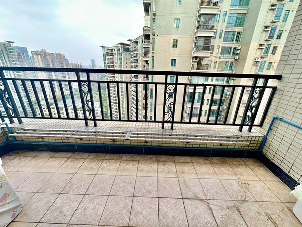 南国花园 正规一房一厅出租 东南向安静望花园 可随时看房,天河租房