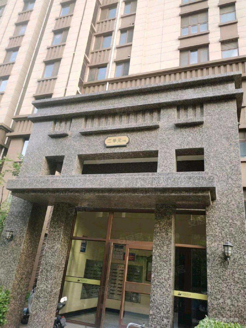 保定房产网>保定二手房>莲池二手房>新保师附小二手房>卓正丽景蓝湾(c