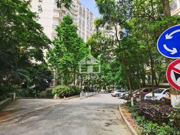 南宁青秀凤岭南恒大苹果园恒大苹果园东方诗韵  2房配齐拎包入住 出行