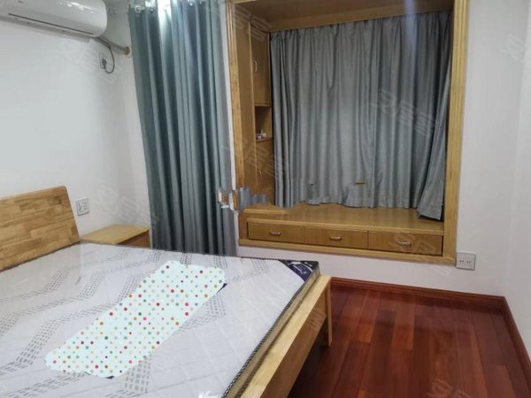 绍兴柯桥柯桥华宇城市之星大润发旁,城市之星,蓝堡公寓,整租三室出租