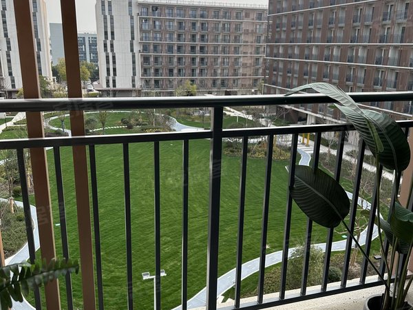 上海宝山大场汇秀雅苑15号线祁安路地铁站 政府保障住房 无中介 民水