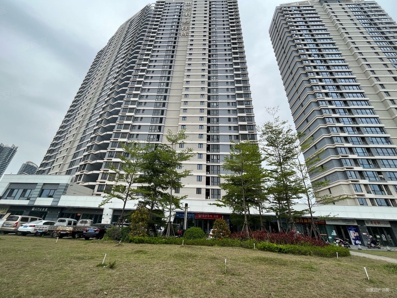 保利叁仟栋二期公寓住宅77平精装修电梯房房东急置