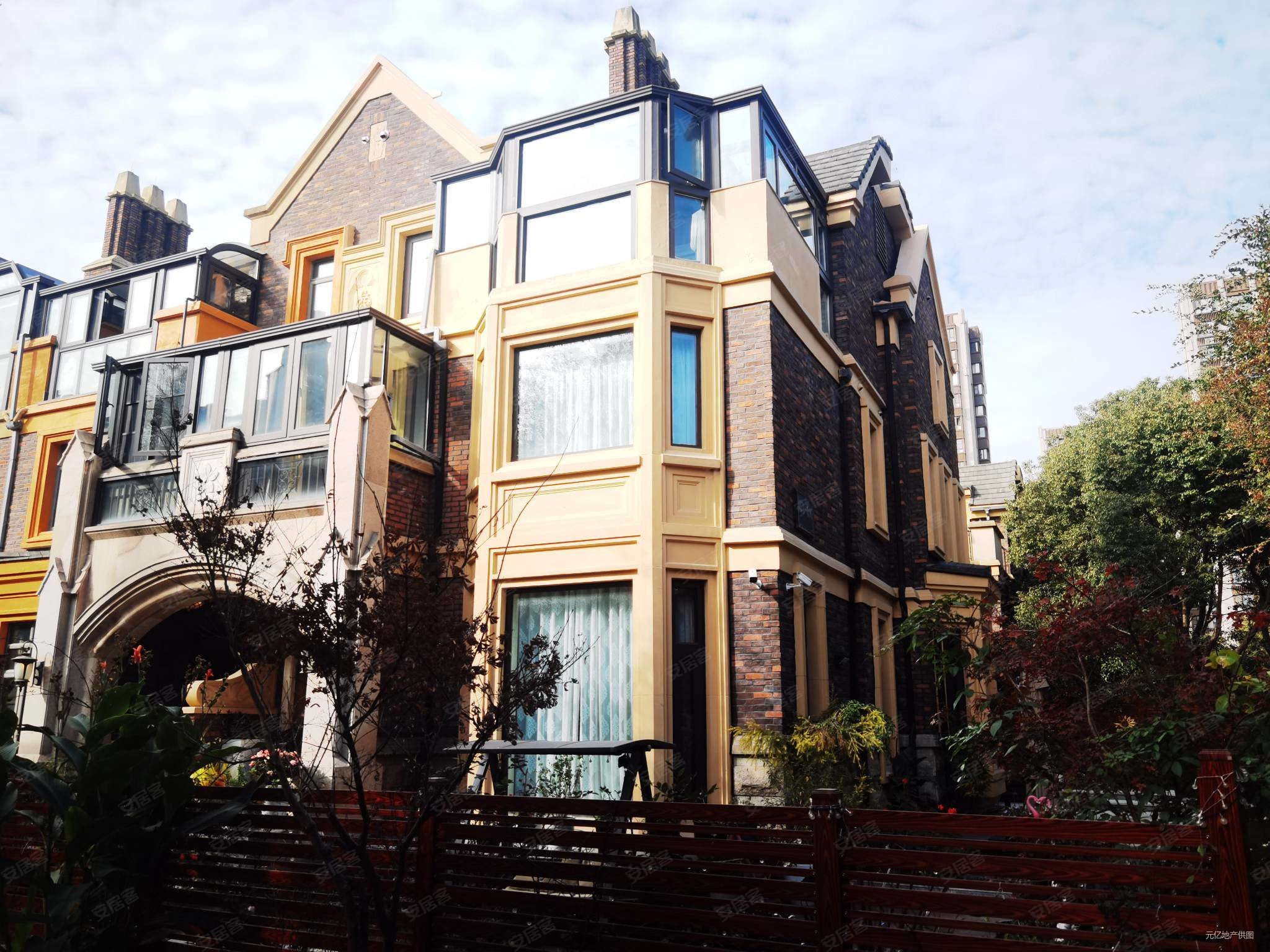 长泰东郊御园 边套大花园 联排别墅 房龄新 装修好 绿化高,长泰东郊