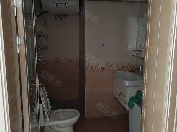 包头昆都仑八一公园钢院学府(商住楼)钢苑龙御花苑公寓，精装，一室一厅，拎包入住出租房源真实图片