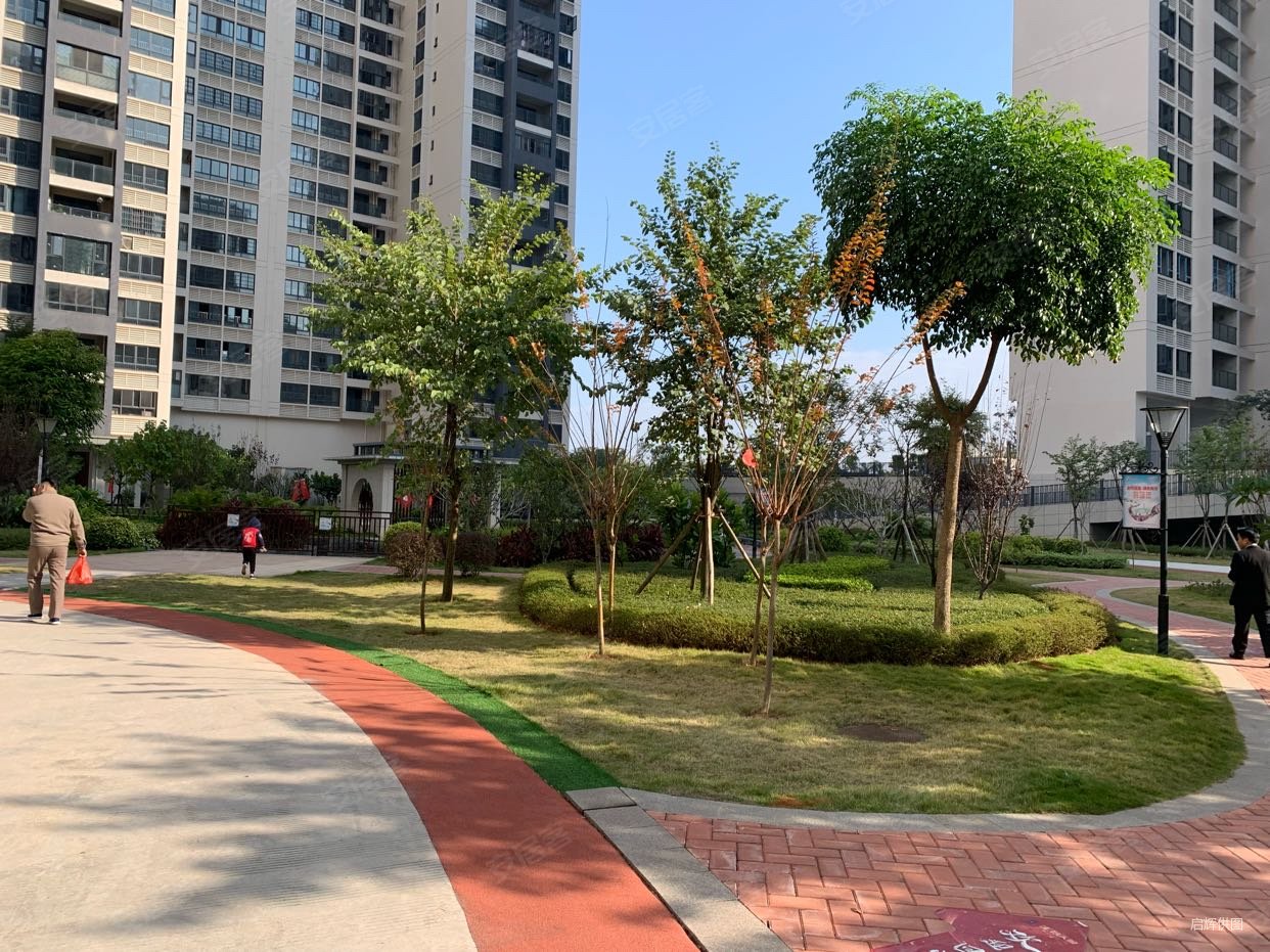 柳州房产网>柳州二手房>城中二手房>河东二手房>兴佳汇景天城>