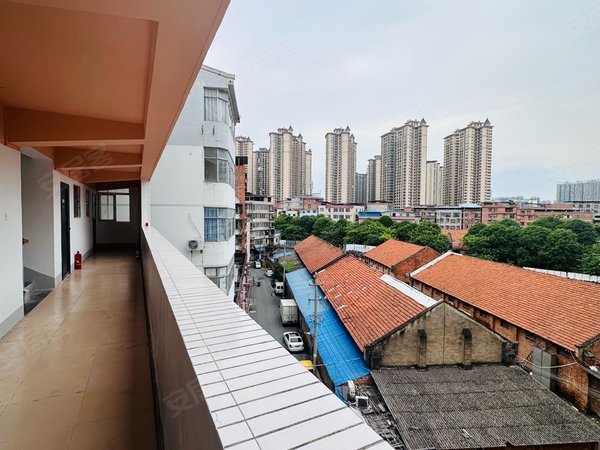 南宁西乡塘北大路南宁市城北区政府综合楼广西大学 新阳路 路近朝阳