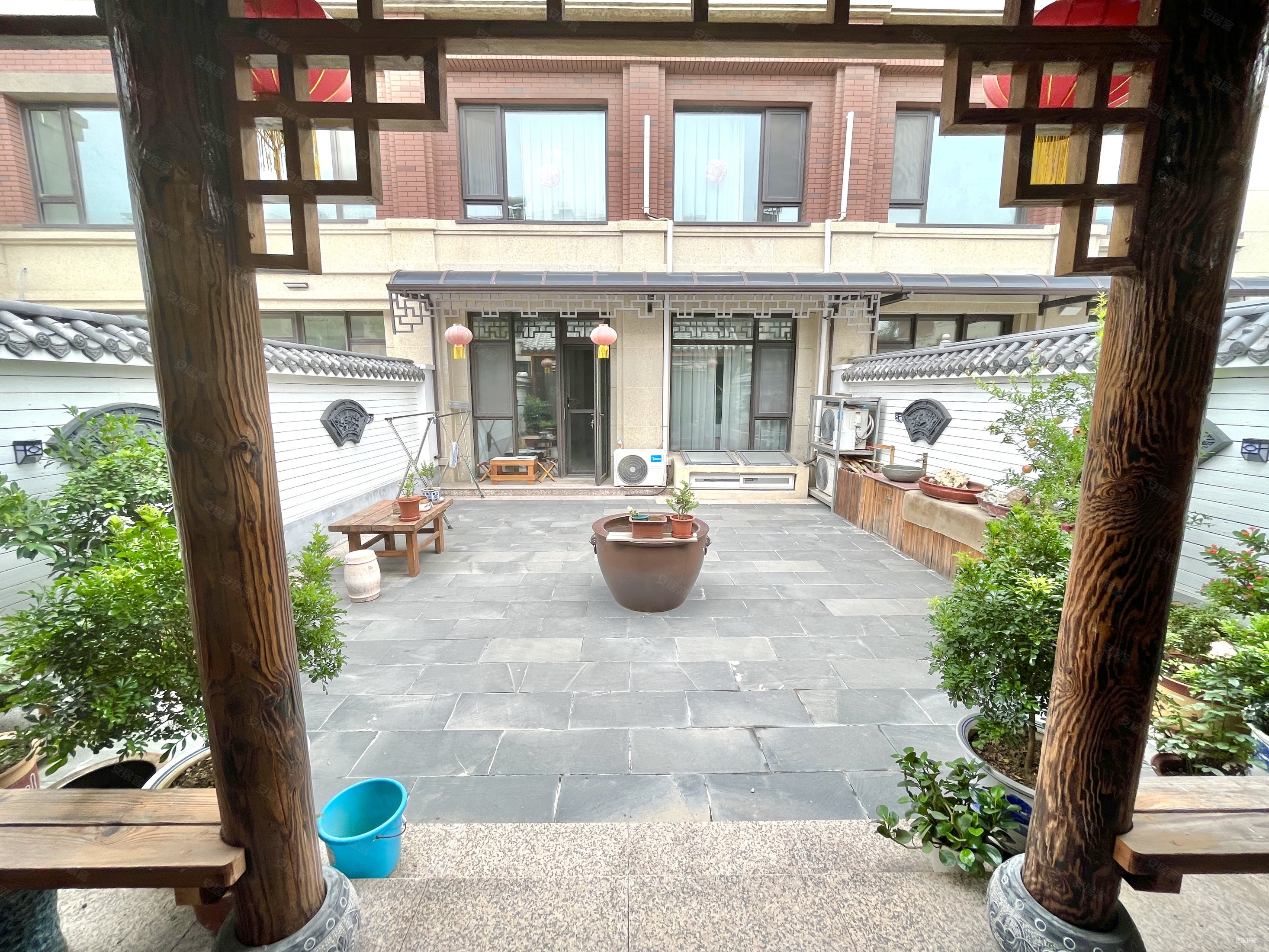 鲲栖府香堡花园别墅