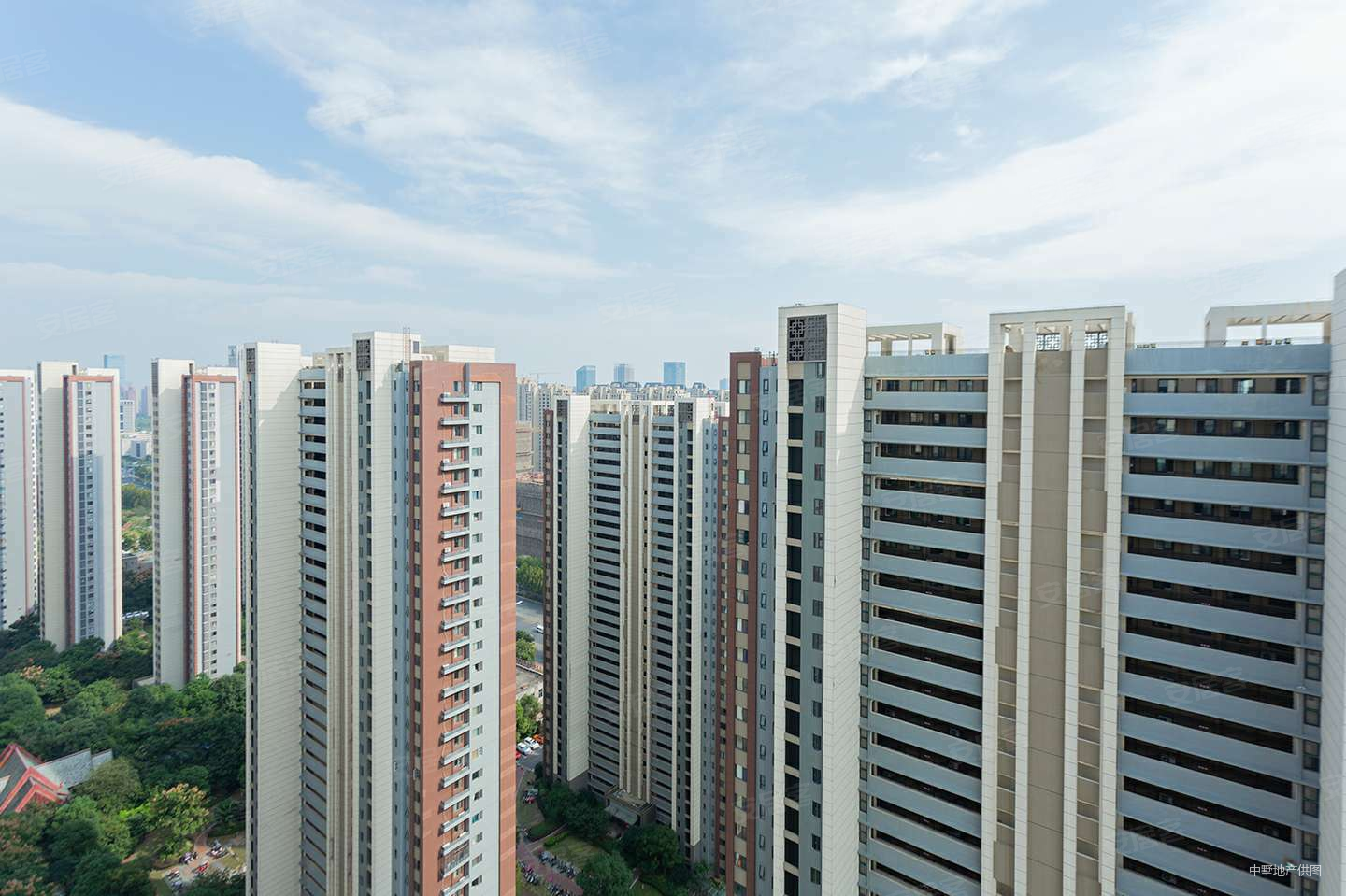 滨湖万科城3室2厅2卫109.77㎡南北287万