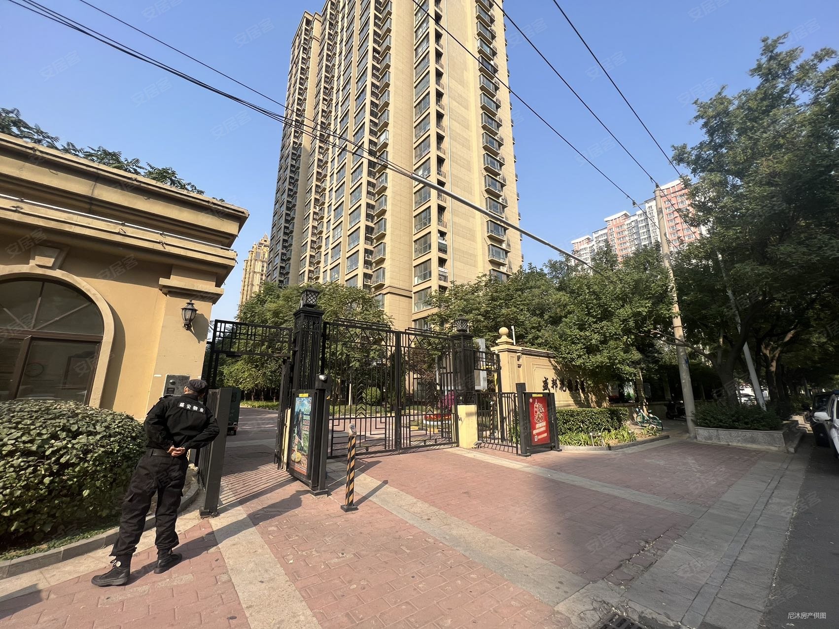 天山九峰旁盛邦花园精装两室没有住过好楼层诚心急售有钥匙