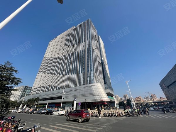 广州白云金沙洲星港城星港城边户落地窗 大量办公写字楼 招租  实用率