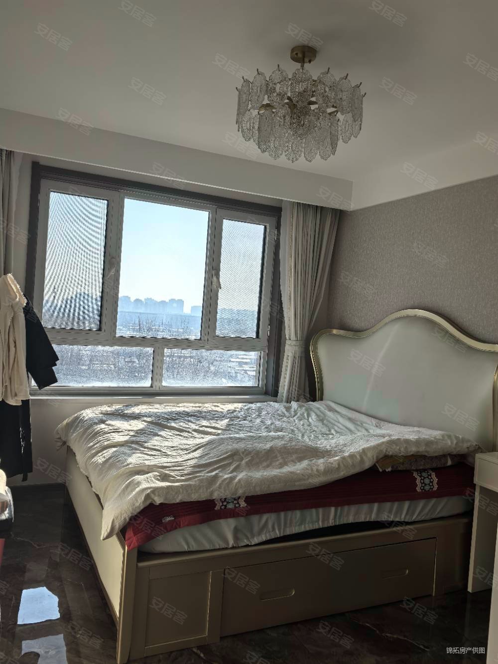 水岸壹号3室2厅2卫108.84㎡南北87万