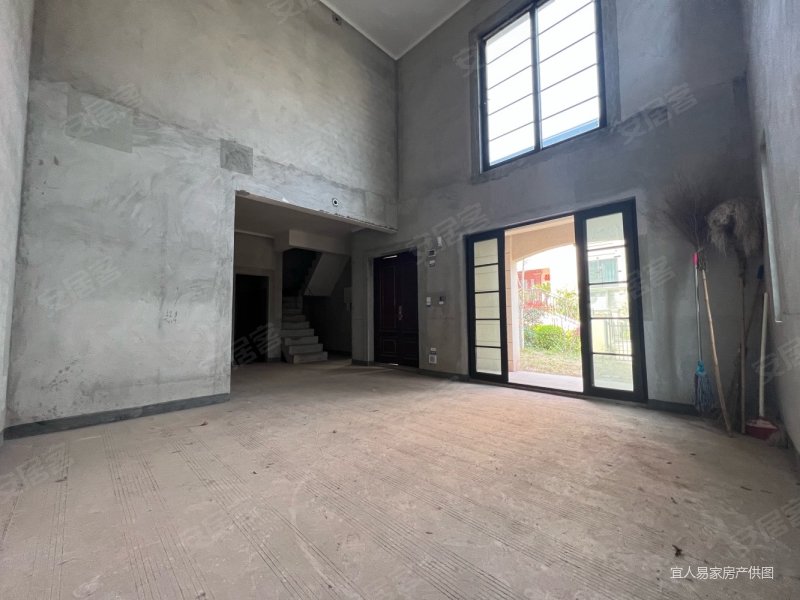 神女湖畔翡翠湾高端别墅住宅区端户大花园 碧桂园翡翠湾二手房 185万 5室3厅 3卫 164平米 重庆安居客