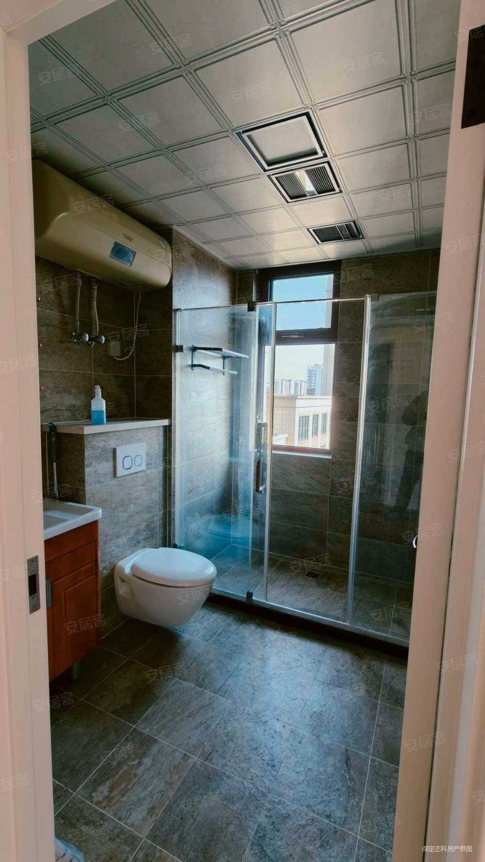 卓正丽景蓝湾(C区)3室2厅2卫146㎡南北158万