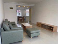 上海浦东川沙华夏东路地铁口 大三房二卫 6楼步梯 有车位出租房源真实图片