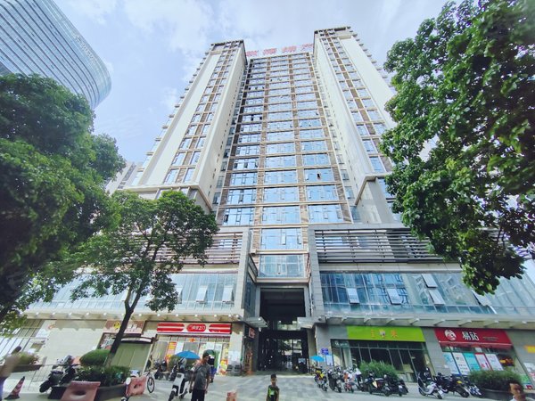 广州番禺万博敏捷上城国际二期番禺万博 精装复式大一房 家具齐全楼下