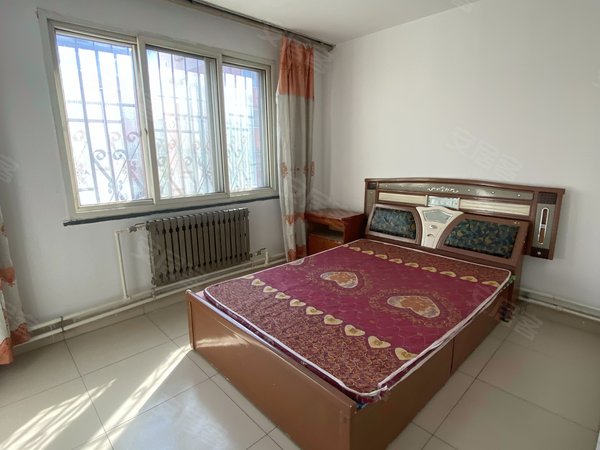 济南章丘明水锦绣花园临近大润发好楼层两室两厅有空调出租房源真实