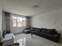 莘县莘亭街道莘亭府前花园,电梯房三室,家具家电齐全,拎包入住出租房源真实图片