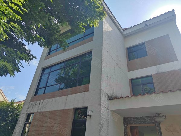 深圳罗湖银湖颐园(别墅)银湖独栋别墅!精装拎包!万科物业!前后花园!