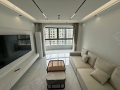 上海宝山高境三花现代城二期 新上精装两房 车位可以办理的出租房源真实图片