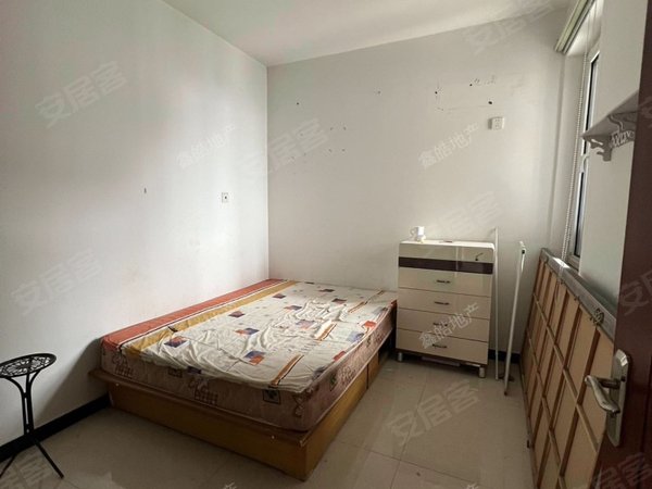 天津静海静海镇海馨园可配齐家具家电,长租价格可议,随时看房有钥匙