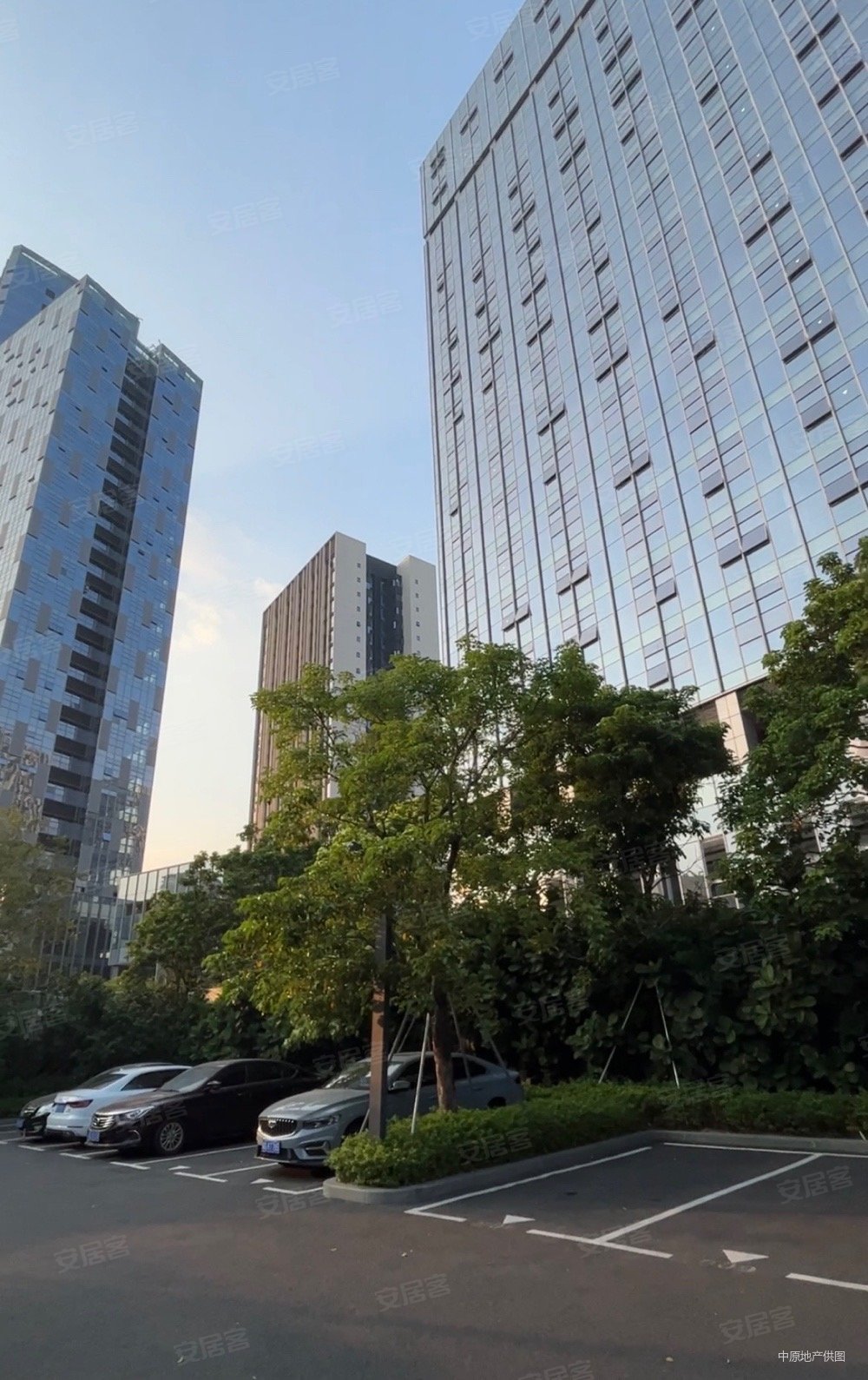 抄底价首付低至8万起,备案价73折,沙井一手红本现楼房,,仁恒芯梦公园