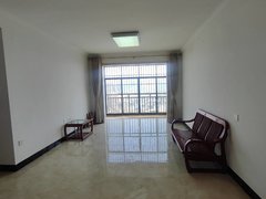 河池宜州宜州城区城南新中医院附近拉浪林场小区电梯三房基本配套民用水电停车方便出租房源真实图片