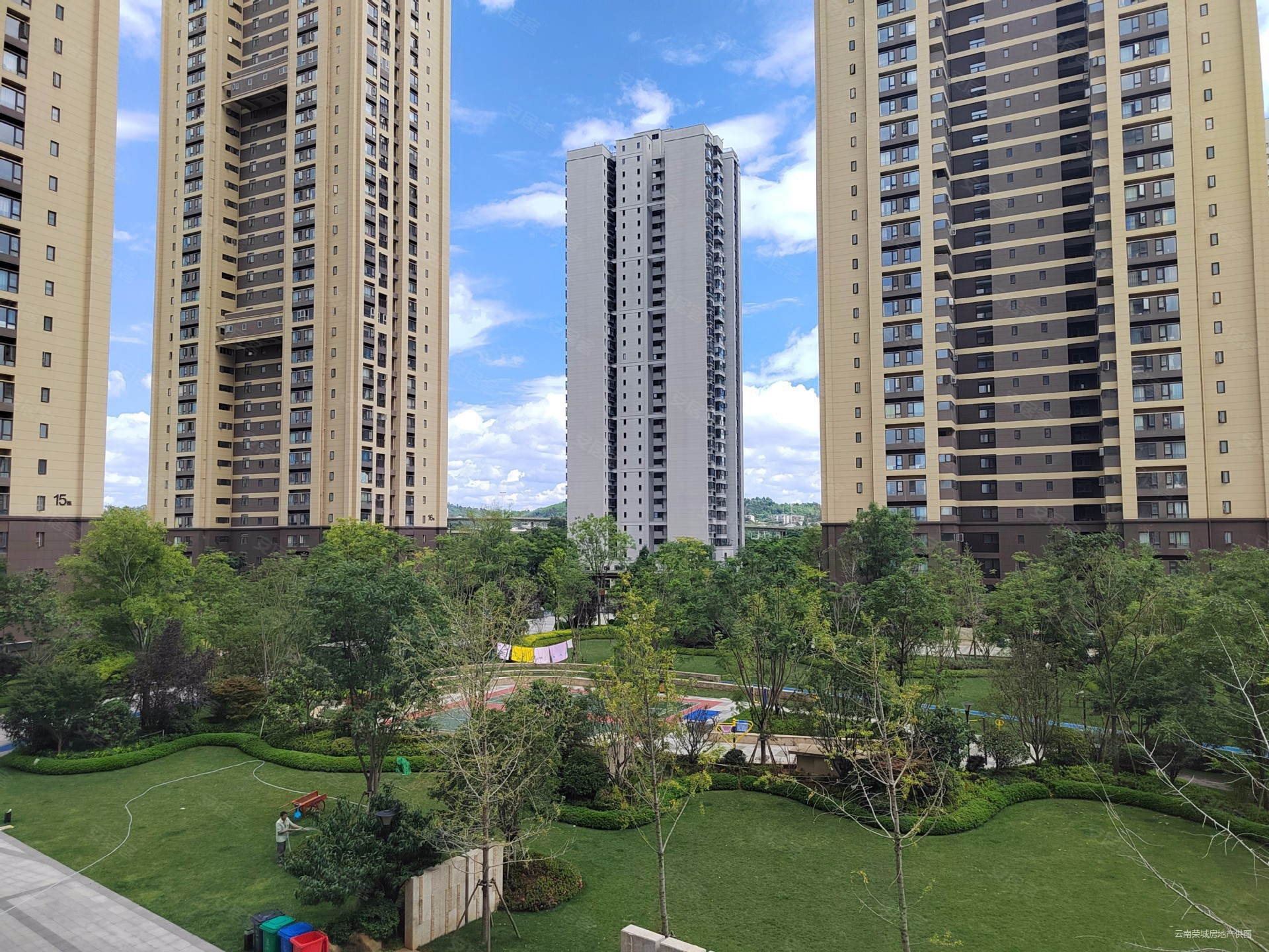 万科魅力之城一期医疗配套成熟南北通透近地铁