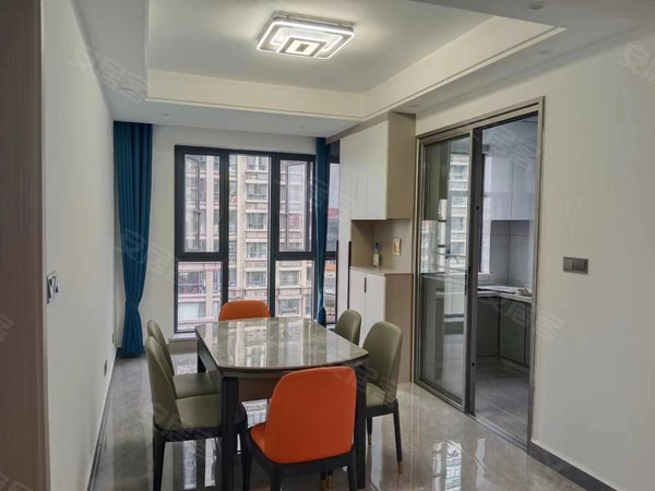 宜春万载万载城区锦江御景南区五小旁,锦江御景电梯三房,全新精装