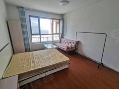 青岛黄岛东方影都灵山卫学院路地铁口,天意华苑合租,无中介,随时看房,拎包入住出租房源真实图片