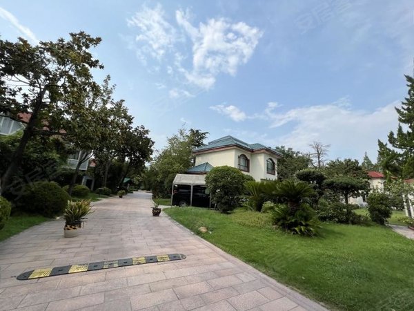 上海长宁西郊公园绿谷别墅绿谷别墅 管家服务,大花园,全屋地暖,会所