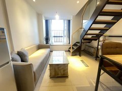 肇庆端州新东拎包入住租金980 2房1厅 大量停车位楼下超市生活便利出租房源真实图片