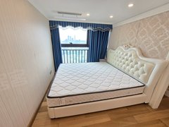 深圳罗湖蔡屋围可短租 日租 京基蔡屋围商圈 地铁口物业 华讯中心四房5床出租房源真实图片
