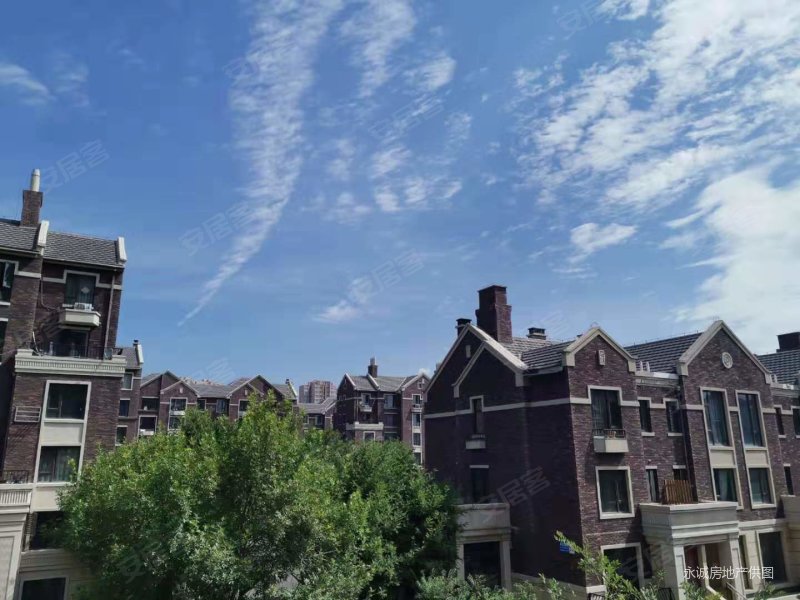 凤河孔雀城 大两居 房龄新 南北通透 楼层好 电梯房