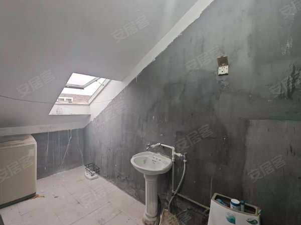 海宁长安镇农发区星星港湾花园金沙苑星星港湾花园金沙苑 南北通透 采光好 3室2厅1卫出租房源真实图片