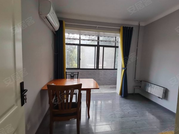 南京六合大厂山潘一村大厂十村商圈 山潘一村 低楼层 新精装修两房