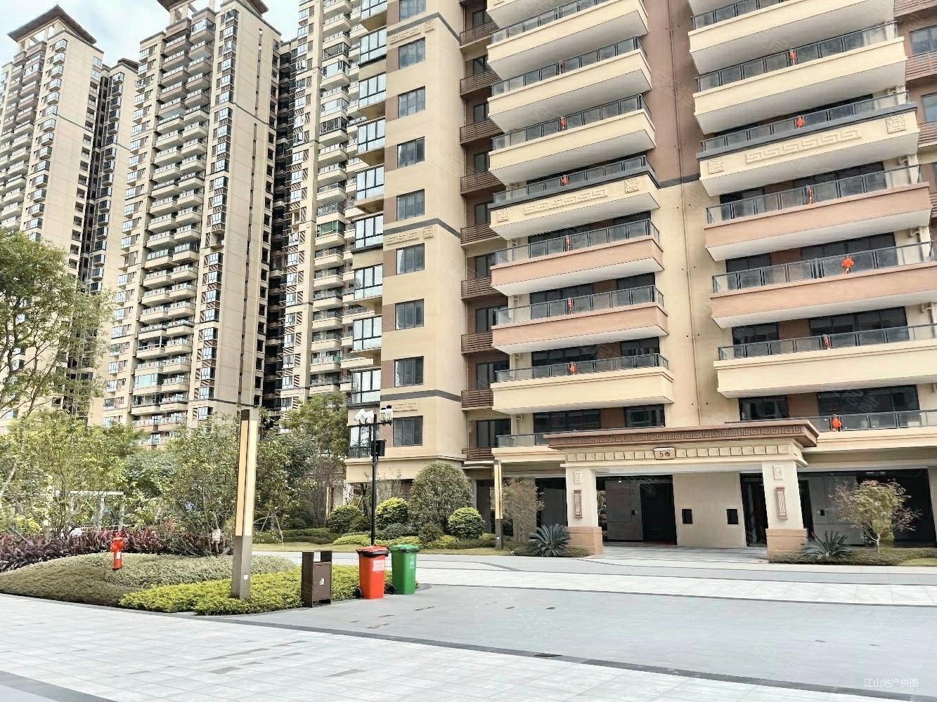 路桥锦绣御园,路桥锦绣御园二手房,140万,4室2厅,2卫,136平米-南宁