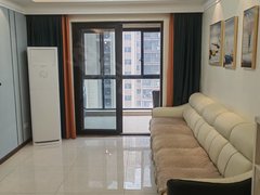 武汉黄陂盘龙城山海观一线湖景房。押一付三出租房源真实图片