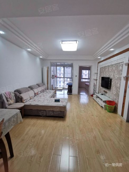 河畔家园2室2厅115万元精装