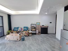 海口龙华国贸宇建国贸城 带2个阳台 友谊阳光城后面 温馨小屋 次新小区出租房源真实图片